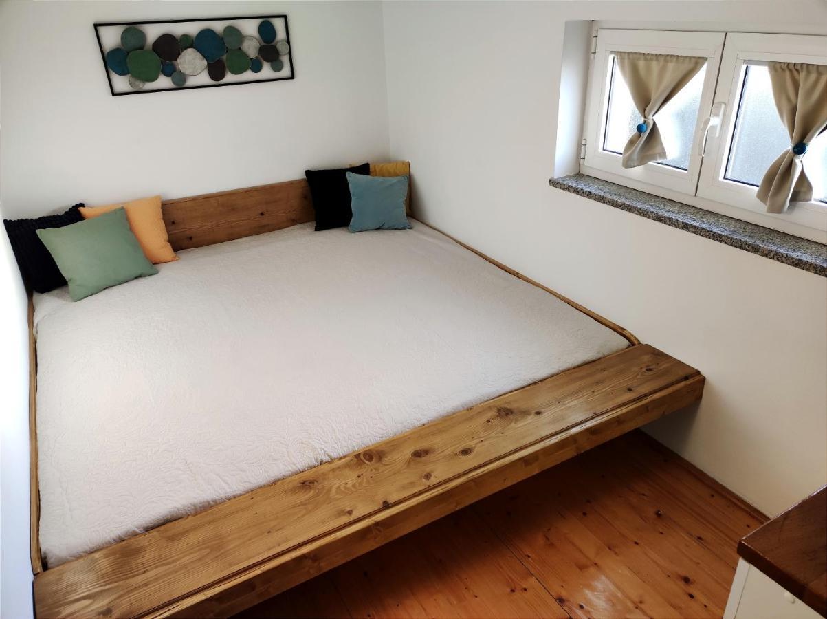 מאלינסקה Apartman Emili מראה חיצוני תמונה